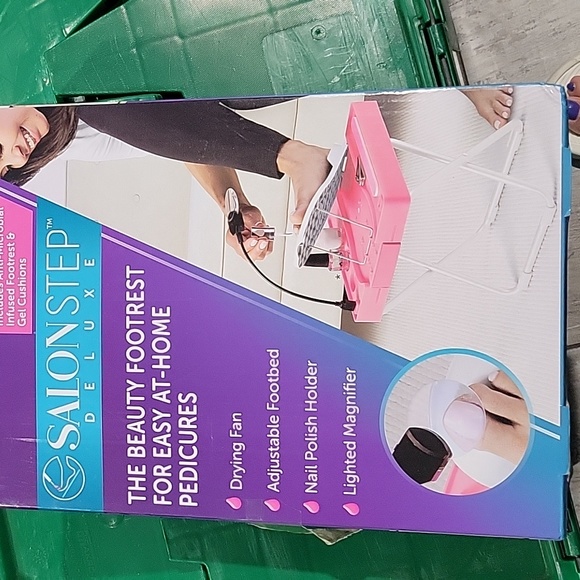 Salon step deluxe  as seen on. TV - Picture 1 of 7